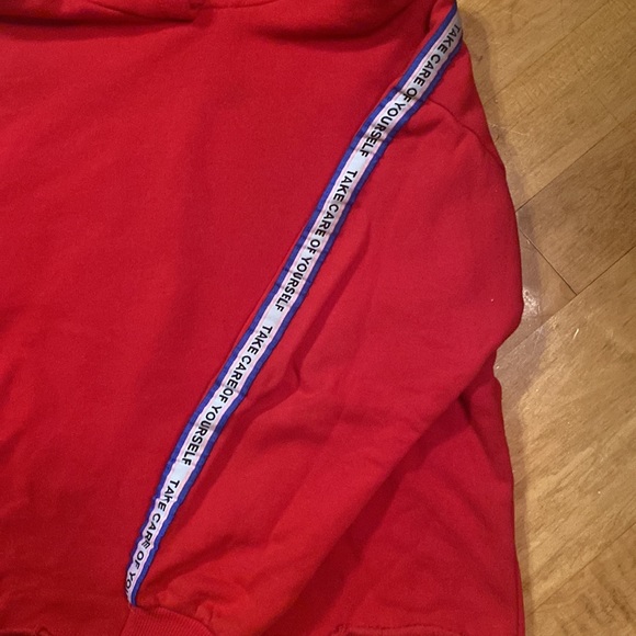 Zara red girls hoodie - Picture 2 of 6